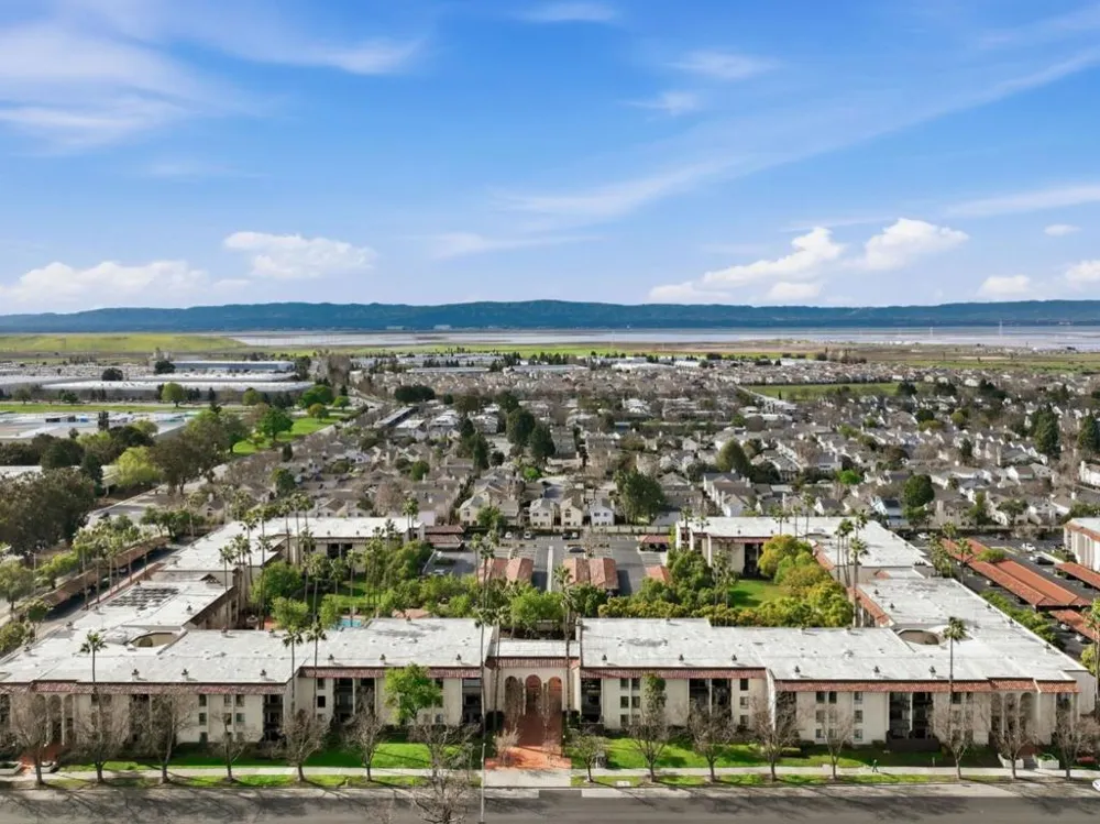 39931 Cedar Boulevard #305 Newark, CA 94560