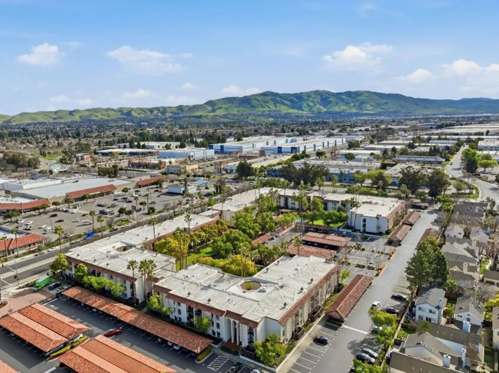 39931 Cedar Boulevard #305 Newark, CA 94560