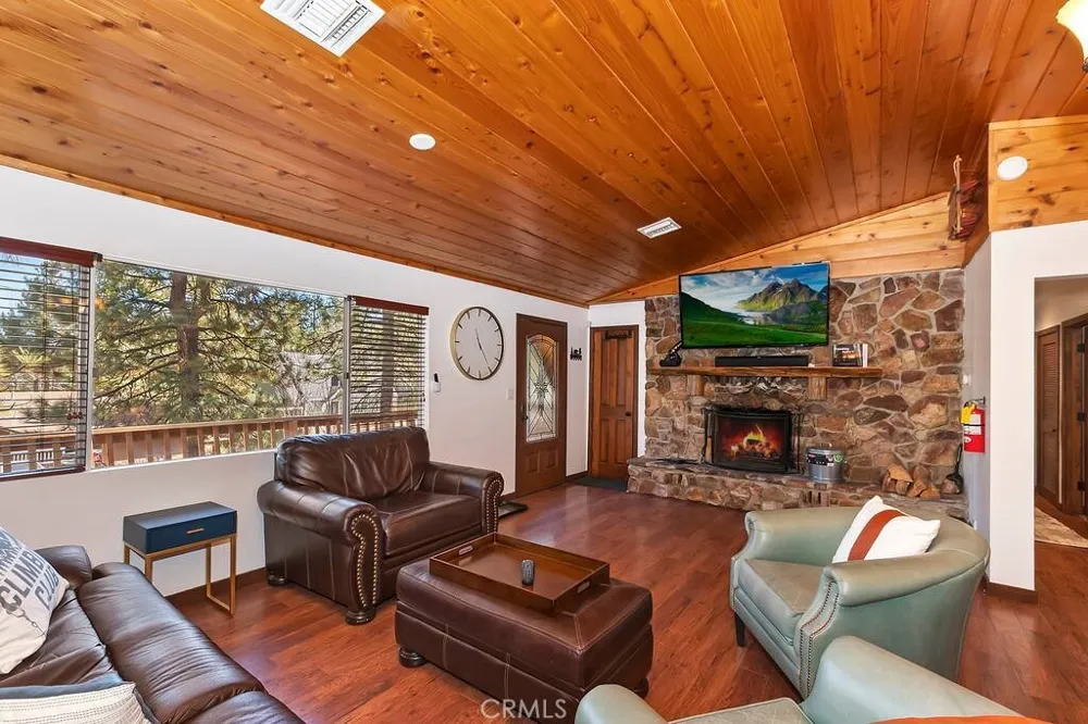 432 Temple Lane Big Bear Lake, CA 92315