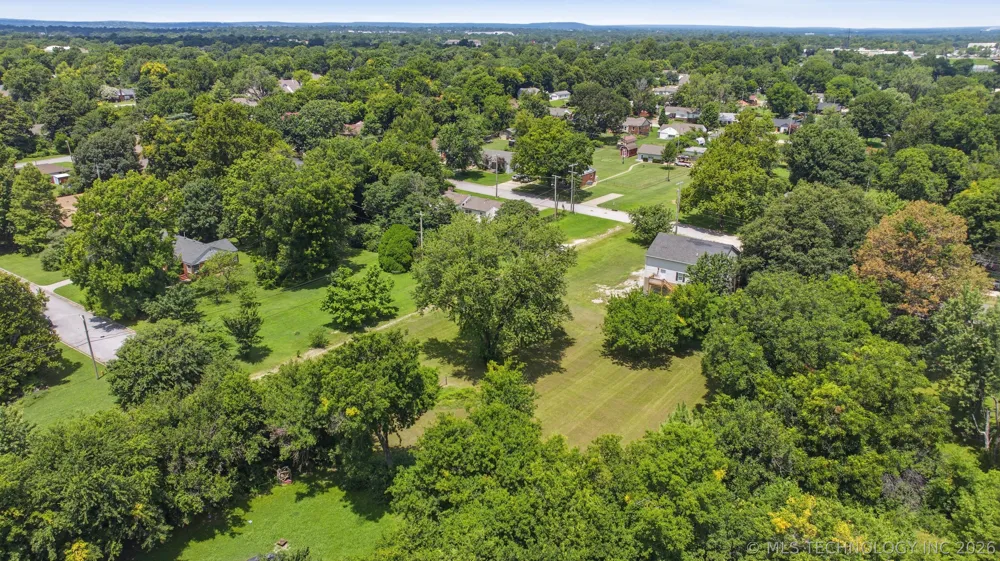 5502 E 5th Place S Tulsa, OK 74112