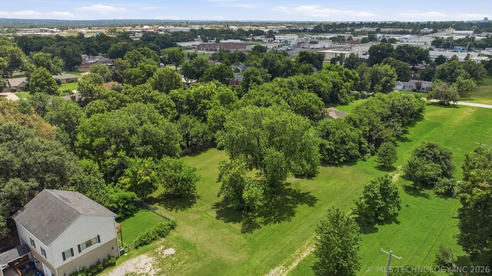 5502 E 5th Place S Tulsa, OK 74112