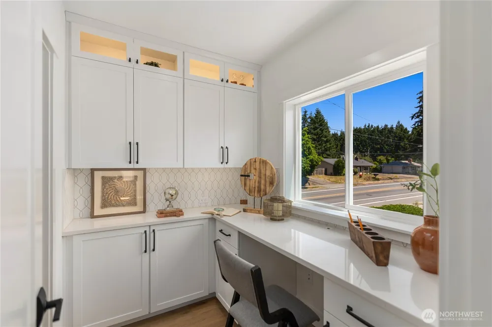 22001 81st Place W Edmonds, WA 98026