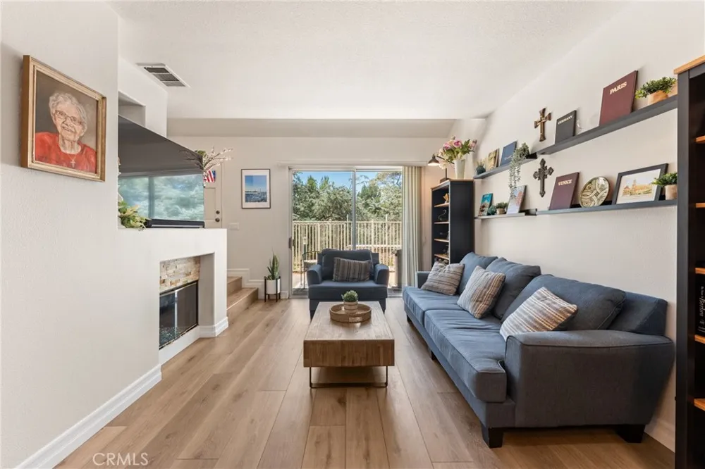 8567 E Tioga Anaheim Hills, CA 92808