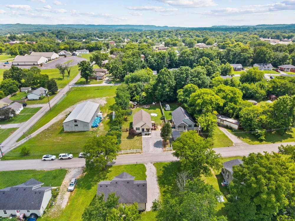 717 Marshall St Lewisburg, TN 37091