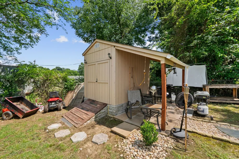 717 Marshall St Lewisburg, TN 37091