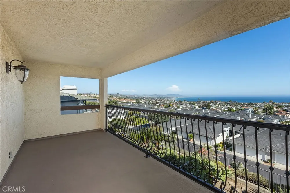 24512 Alta Vista Dr #B Dana Point, CA 92629