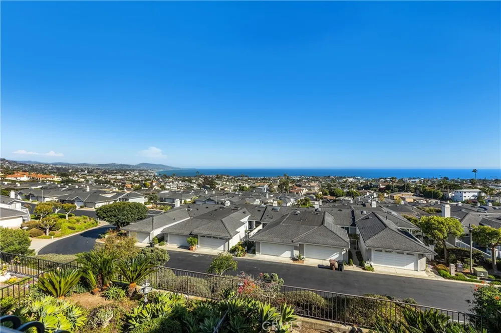 24512 Alta Vista Dr #B Dana Point, CA 92629