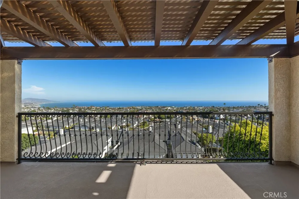 24512 Alta Vista Dr #B Dana Point, CA 92629