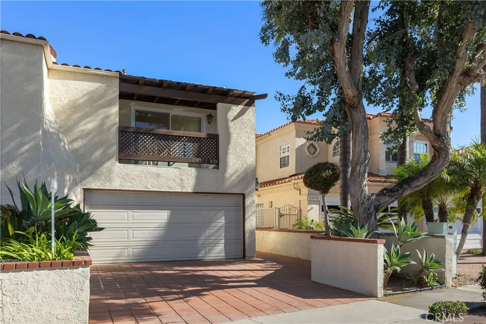 24512 Alta Vista Dr #B Dana Point, CA 92629