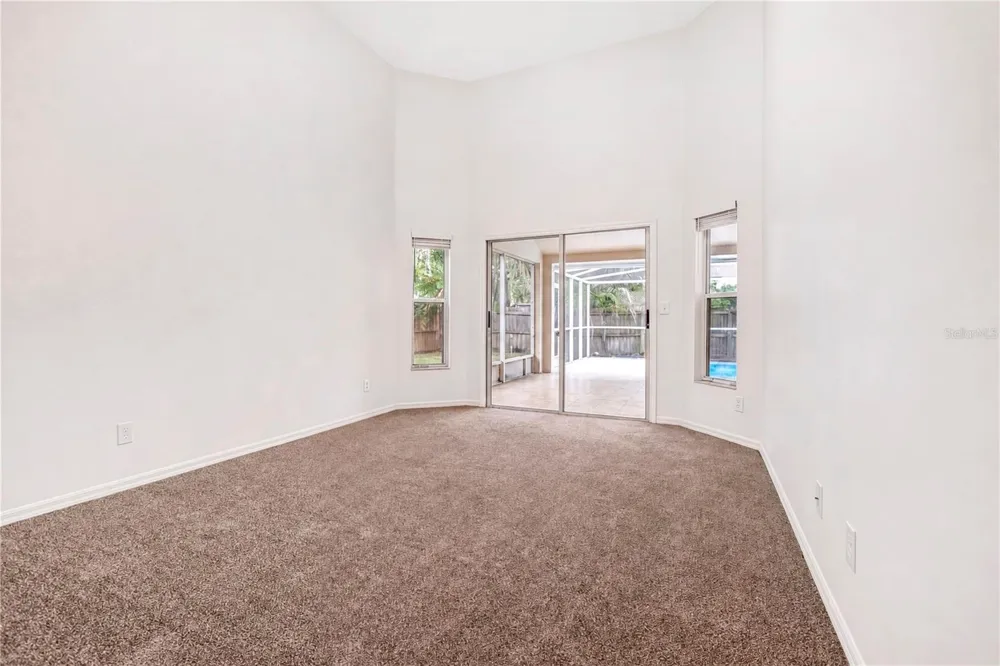 2302 LYNCREST COURT Valrico, FL 33596