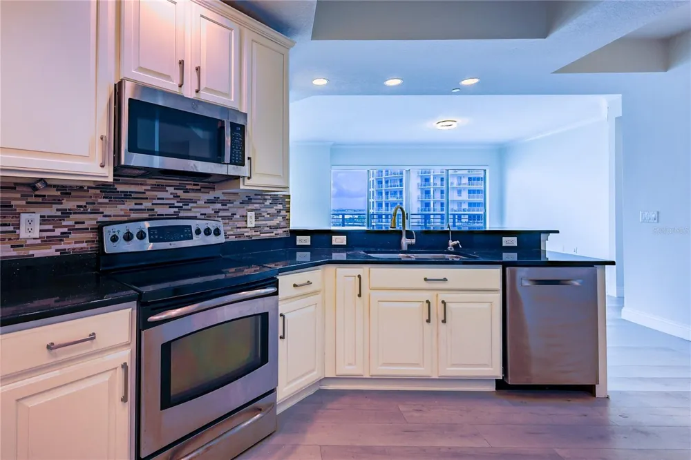 449 S 12TH STREET #1101 Tampa, FL 33602