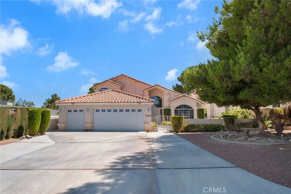 14605 Cool Glen Helendale, CA 92342