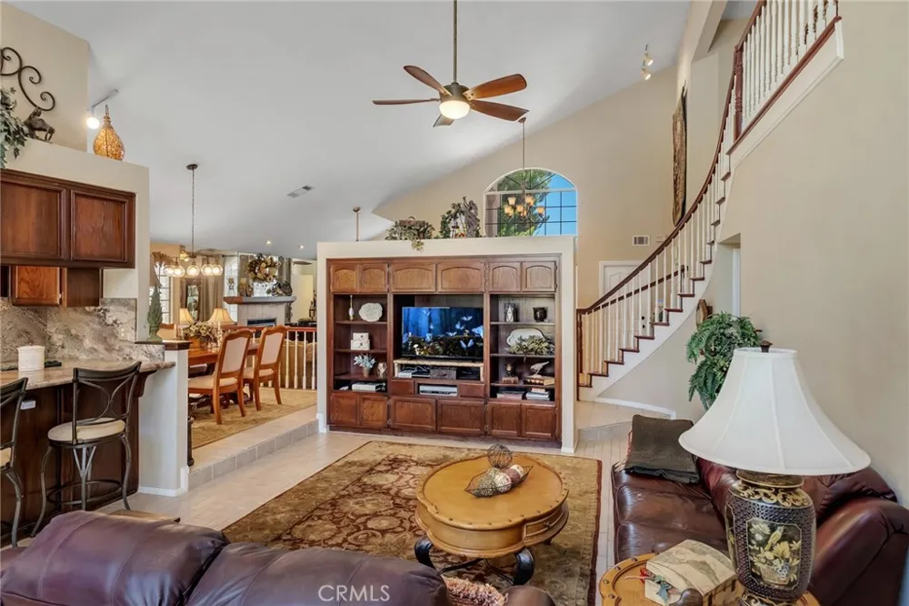 14605 Cool Glen Helendale, CA 92342