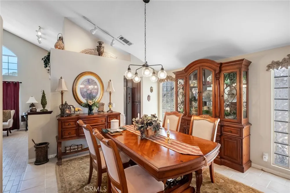 14605 Cool Glen Helendale, CA 92342