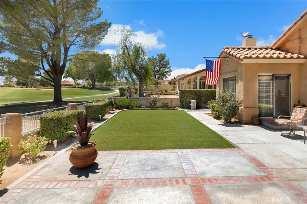 14605 Cool Glen Helendale, CA 92342