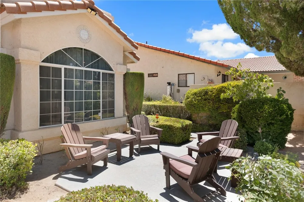 14605 Cool Glen Helendale, CA 92342