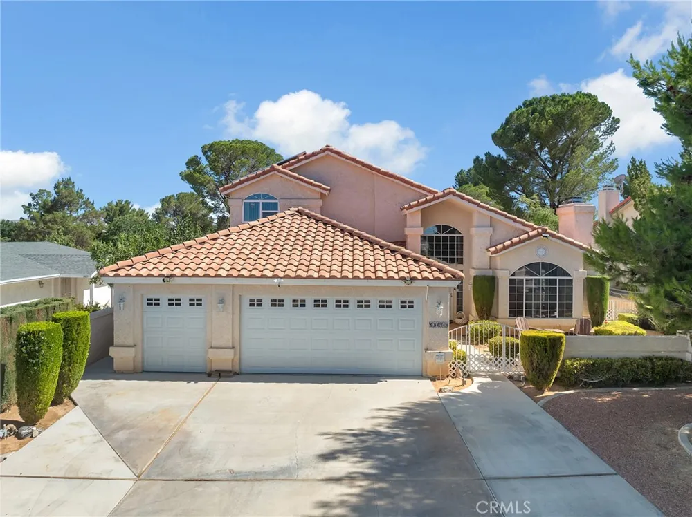 14605 Cool Glen Helendale, CA 92342