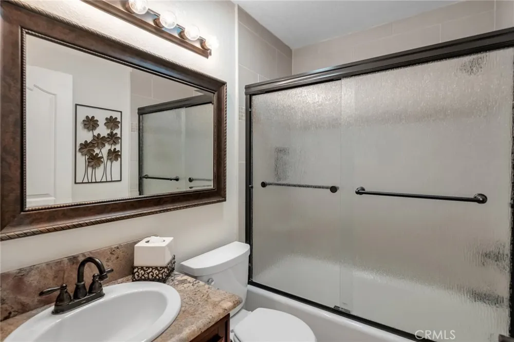 14605 Cool Glen Helendale, CA 92342