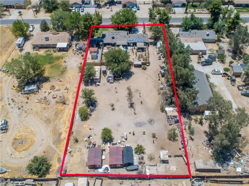 10755 E Avenue R10 Littlerock, CA 93543