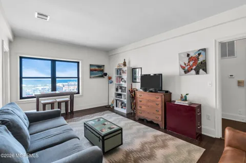 1700 Webb Street #4D