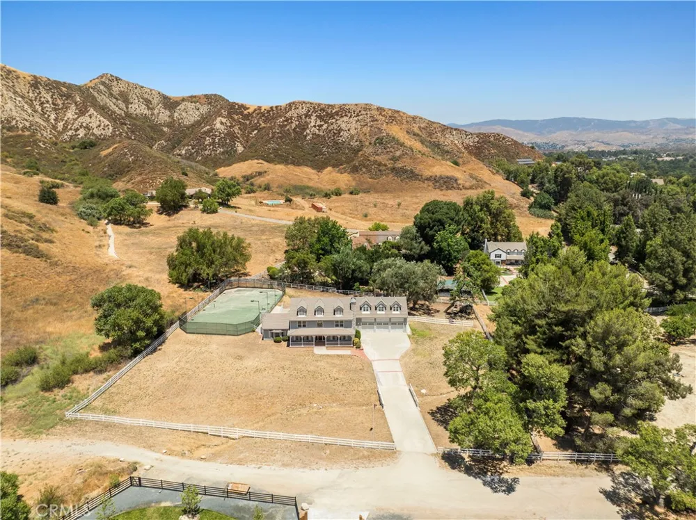 25707 Pacy Street Newhall, CA 91321