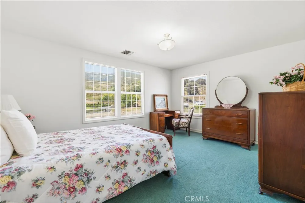 25707 Pacy Street Newhall, CA 91321