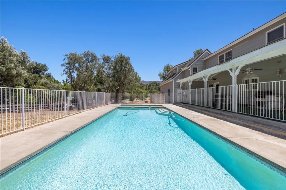 25707 Pacy Street Newhall, CA 91321