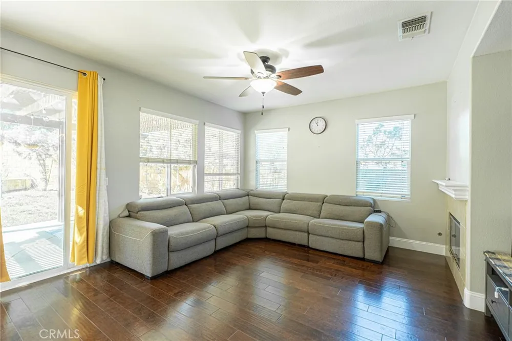 40601 Cebu Drive Temecula, CA 92591