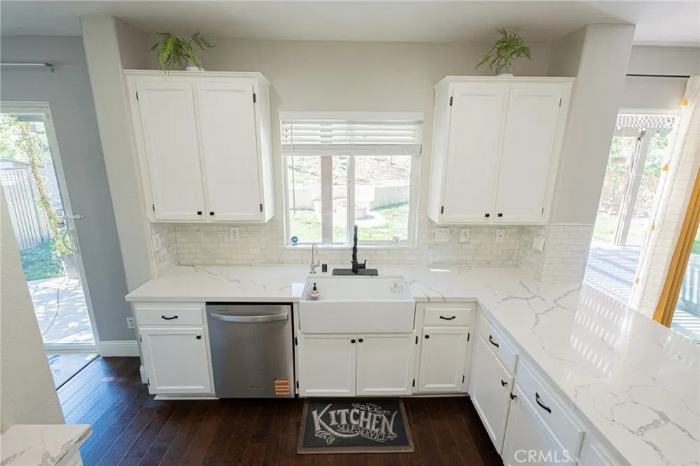 40601 Cebu Drive Temecula, CA 92591