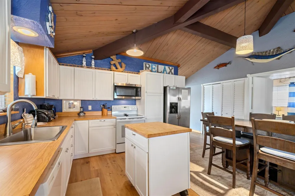 21806 Lampasas Drive Galveston, TX 77554
