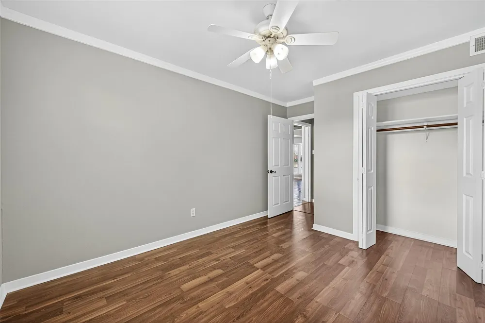 10318 Belfast Road La Porte, TX 77571