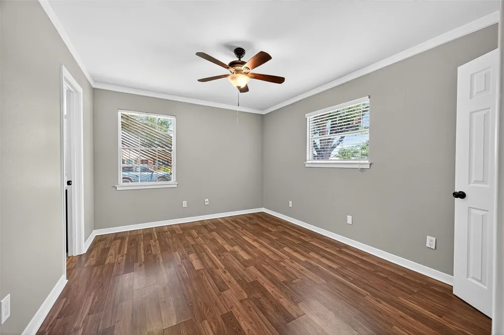10318 Belfast Road La Porte, TX 77571