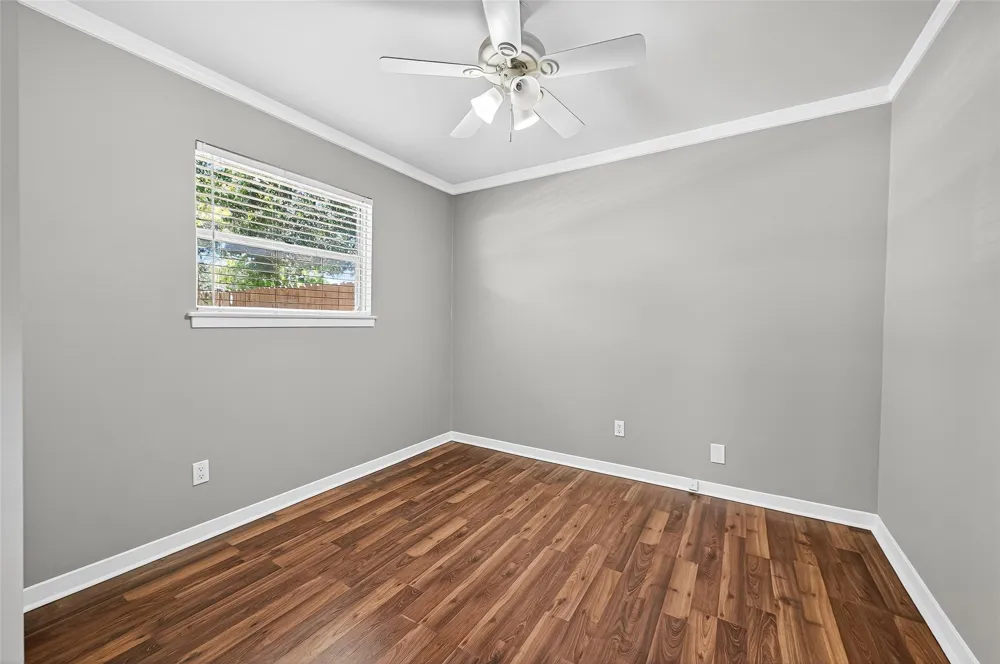 10318 Belfast Road La Porte, TX 77571