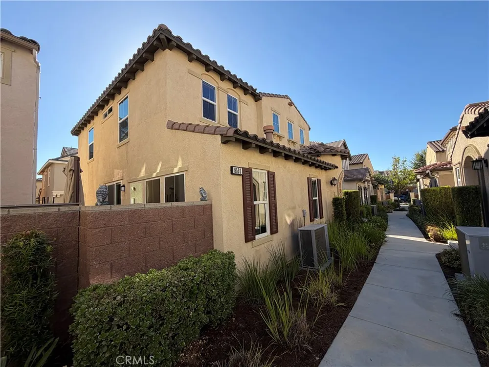 8593 Founders Grove Street Chino, CA 91708