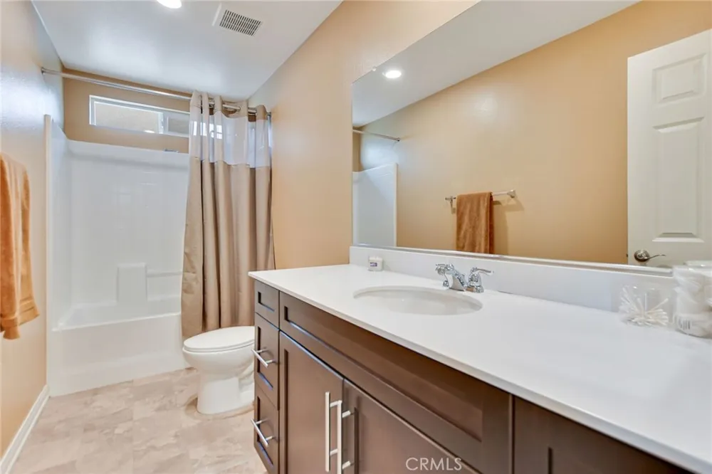 8593 Founders Grove Street Chino, CA 91708