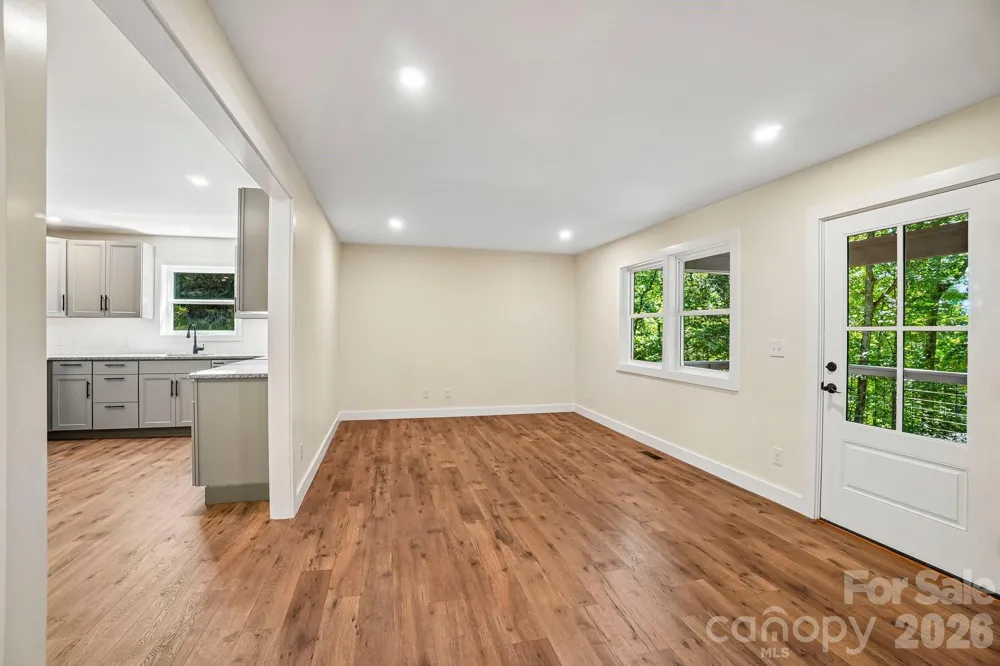 165 Westwood Drive Brevard, NC 28712