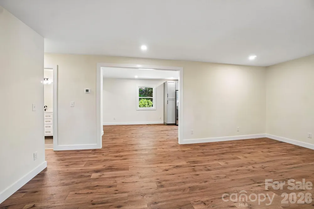165 Westwood Drive Brevard, NC 28712