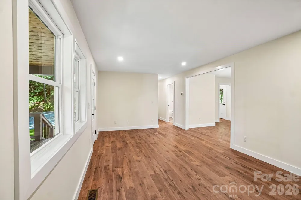 165 Westwood Drive Brevard, NC 28712
