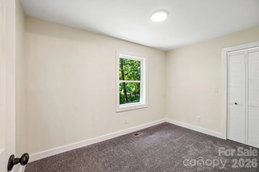 165 Westwood Drive Brevard, NC 28712