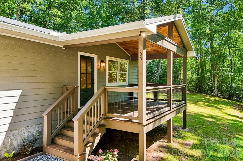 165 Westwood Drive Brevard, NC 28712