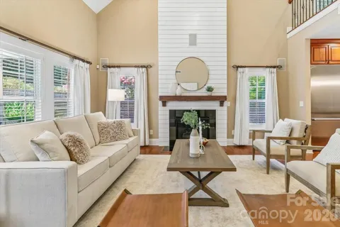 5125 Pansley Drive