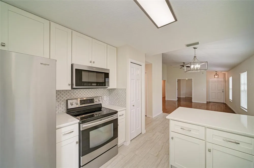 6308 ROBIN COVE Bradenton, FL 34202