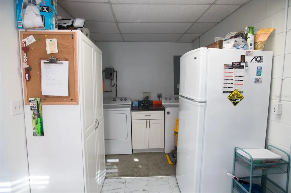 4240 69TH AVENUE Pinellas Park, FL 33781