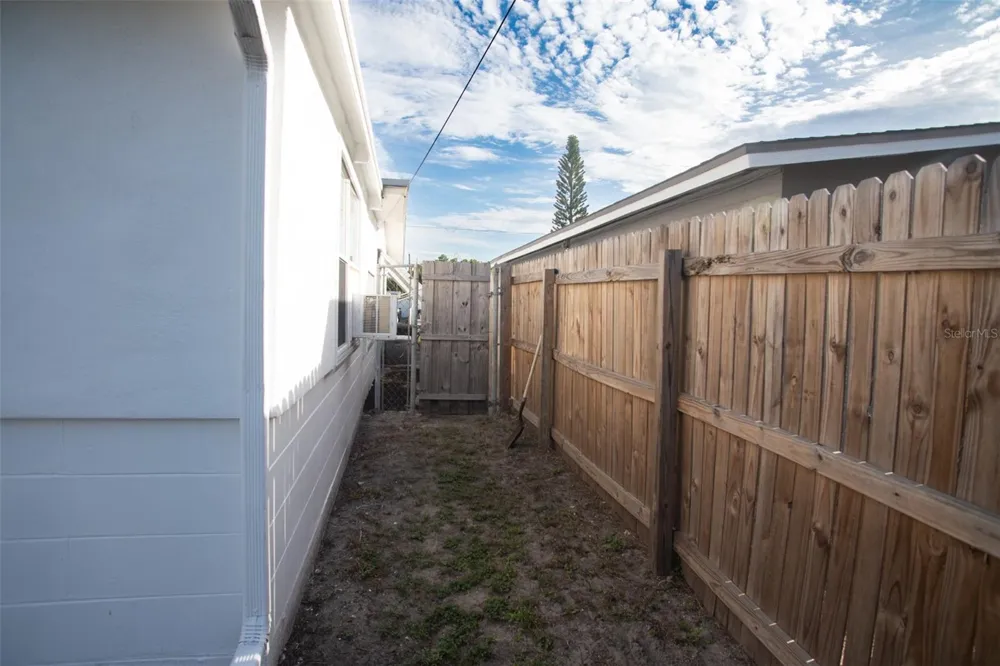 4240 69TH AVENUE Pinellas Park, FL 33781