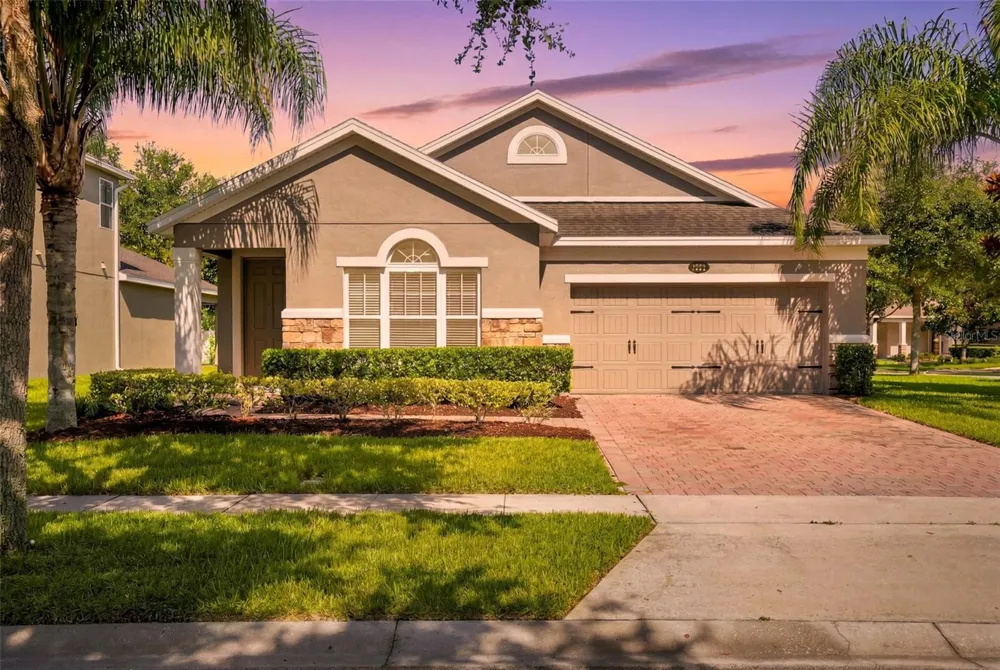 1061 COSMOS WAY Oviedo, FL 32766