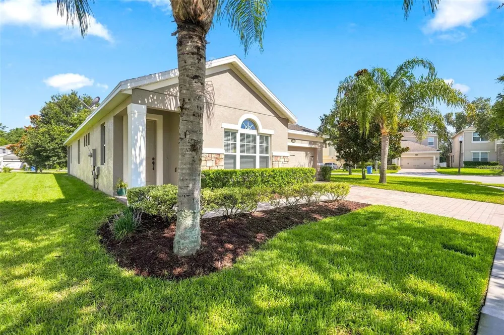 1061 COSMOS WAY Oviedo, FL 32766