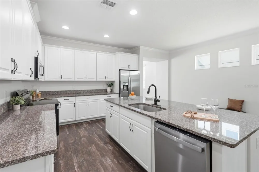 1061 COSMOS WAY Oviedo, FL 32766