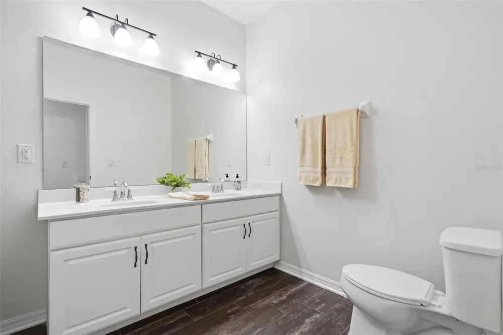 1061 COSMOS WAY Oviedo, FL 32766