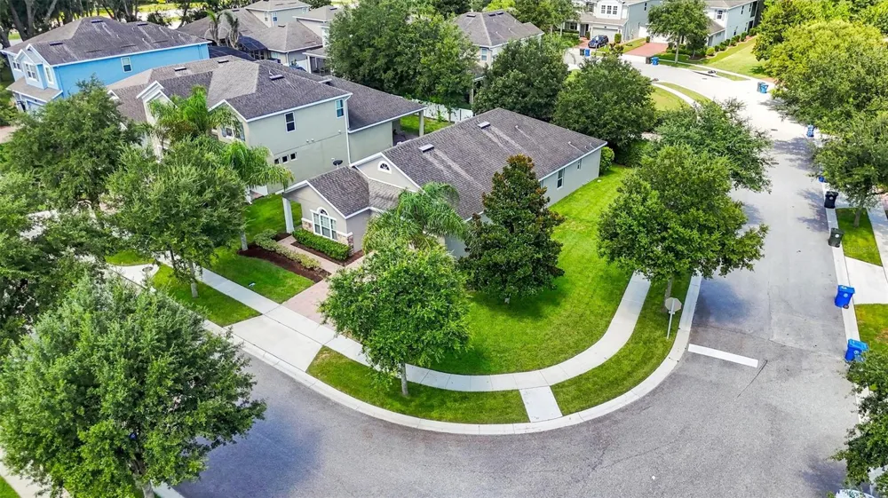 1061 COSMOS WAY Oviedo, FL 32766