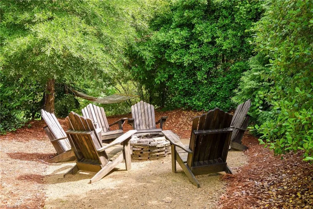 1774 Welden Village Avenue Kernersville, NC 27284